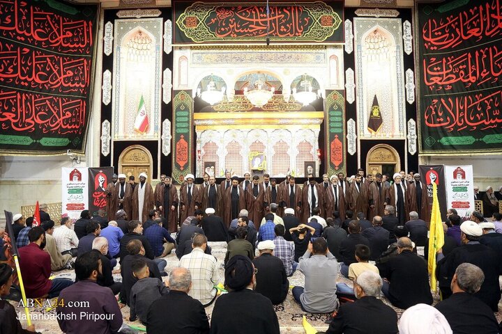 تقرير مصور/ الهيئات الدولية تقيم مراسم إحياء ذكرى قائد الثورة الشهيد في حرم السيدة المعصومة (ع) بقم