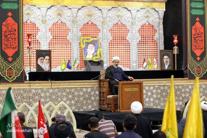 تقرير مصور/ الهيئات الدولية تقيم مراسم إحياء ذكرى قائد الثورة الشهيد في حرم السيدة المعصومة (ع) بقم