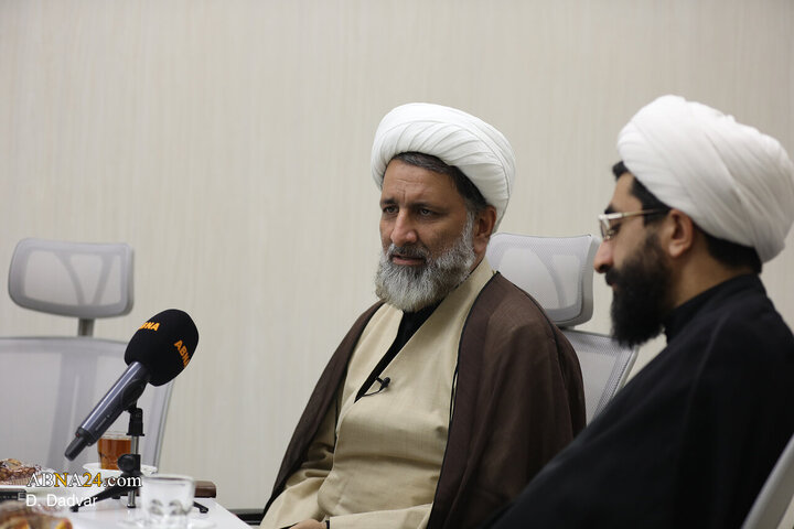 نشست بررسی قصاص، خونخواهی و انتقام از قاتلان رهبر شهید از منظر سیاسی، فقهی و بین‌المللی