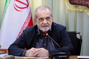 ペゼシュキアン：いかなる勢力もイラン国民を止めることはできない