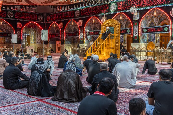 تقرير مصور/ إقامة مجلس عزاء في ذكرى شهادة الإمام الحسن (ع) في مرقد أبي الفضل العباس (ع)