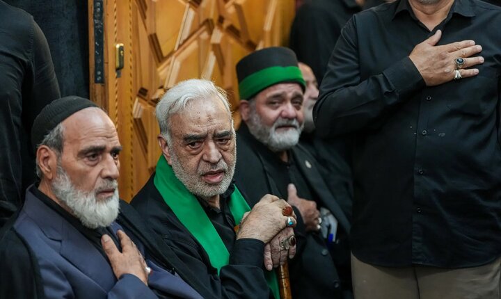 گزارش تصویری/ تشییع پیکر حاج مهدی آصفی پیرغلام اهل‌بیت(ع)