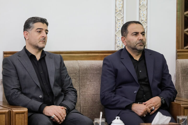 Photos: Commander-in-Chief of Iran Army Meets Custodian of Astan Quds Razavi
