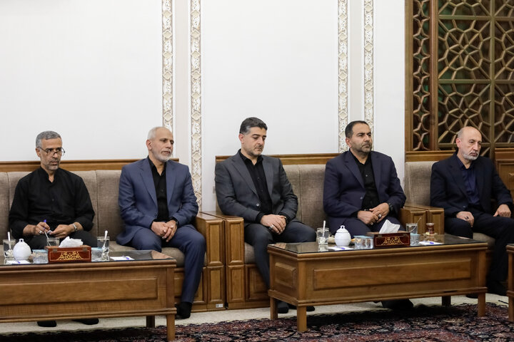 Photos: Commander-in-Chief of Iran Army Meets Custodian of Astan Quds Razavi
