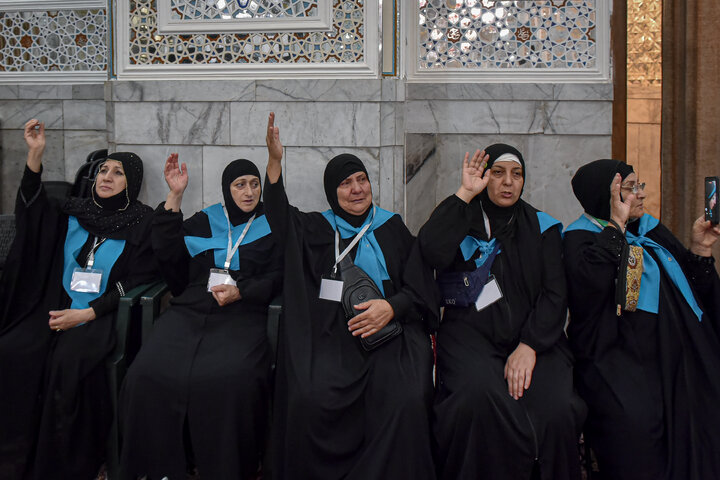 Photos: Azerbaijani Pilgrims visits Imam Reza Shrine
