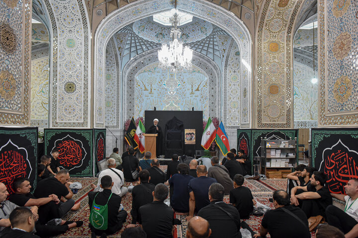 Photos: Azerbaijani Pilgrims visits Imam Reza Shrine