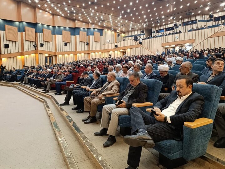 گزارش تصویری/ آیین بزرگداشت امام شهید ایران در دانشگاه علوم پزشکی شهید بهشتی