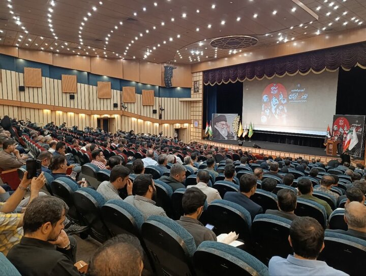گزارش تصویری/ آیین بزرگداشت امام شهید ایران در دانشگاه علوم پزشکی شهید بهشتی