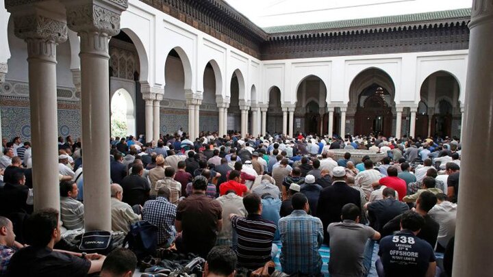 جامعۀ ۱.۷ میلیونی مسلمان ایتالیا در گردابِ »شهروندیِ درجه دو«؛ از فقدان مساجد تا چالش تدفین درگذشتگان