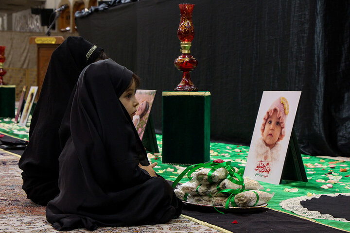 حضور پرشور دختران سه‌ساله قمی در همایش «به رسم رقیه»
