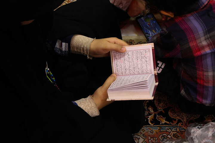 حضور پرشور دختران سه‌ساله قمی در همایش «به رسم رقیه»