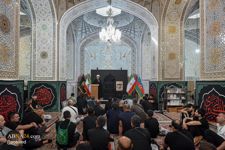 زیارت حرم مطهر امام رضا(ع) توسط زائران جمهوری آذربایجان