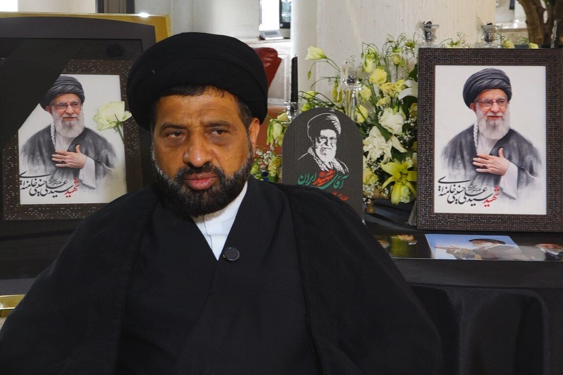 تمسک به قرآن، وحدت امت و شجاعت، سه میراث ماندگار رهبر شهید است/ انتقال این میراث به نسل‌های آینده وظیفه‌ای همگانی است