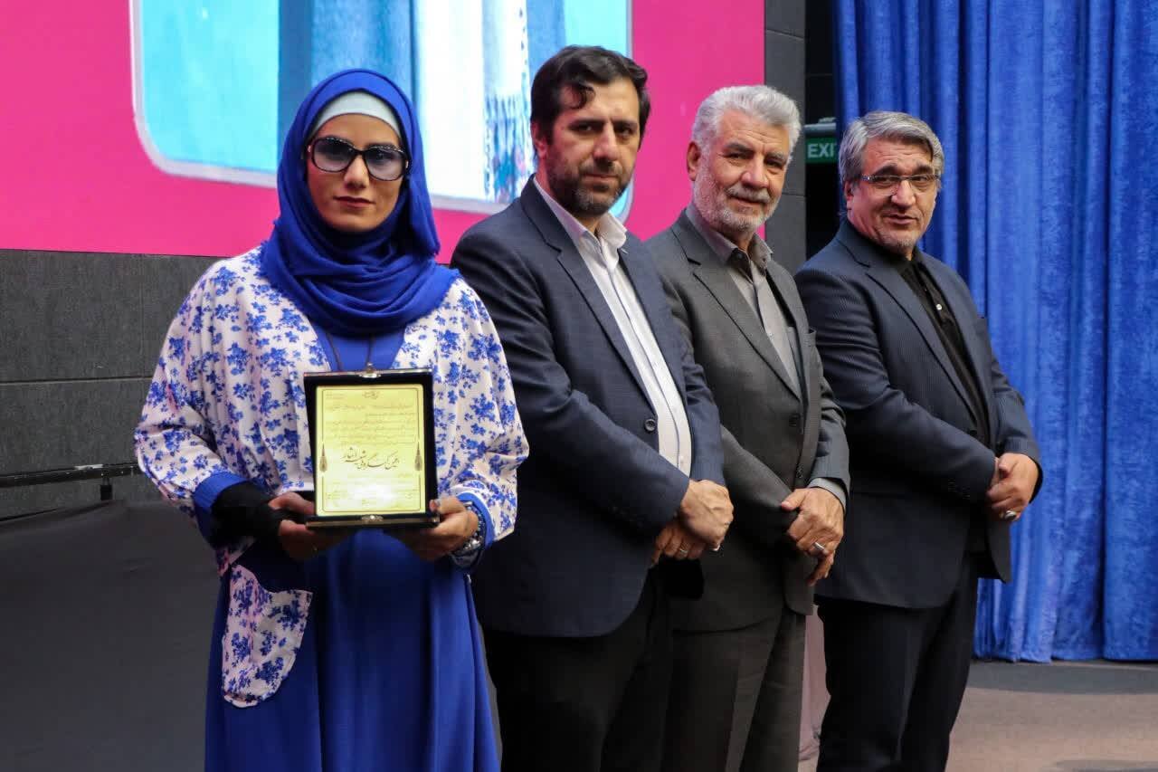 دهمین کنگره ملی شعر ایثار با معرفی برگزیدگان به کار خود پایان داد