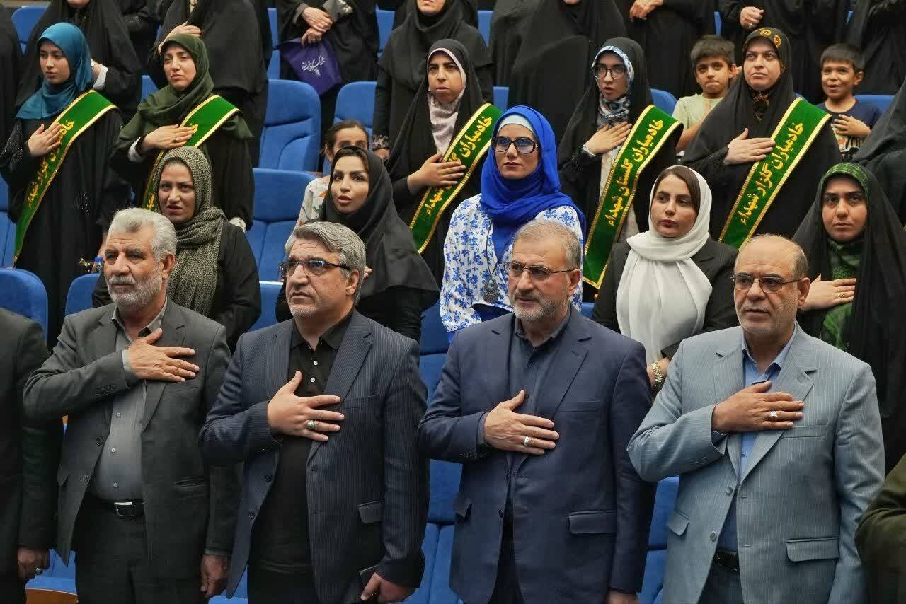 دهمین کنگره ملی شعر ایثار با معرفی برگزیدگان به کار خود پایان داد