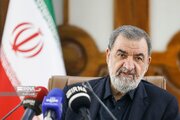 Mohsen Rezaei: Trump ametoka kwenye mchezo wa “mtu kichaa” na kuingia kwenye mchezo wa “mtu aliyekata tamaa”