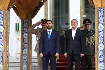 استقبال رسمی دکتر پزشکیان از نخست‌وزیر عراق