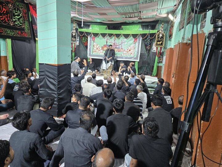 تقرير مصور/ مجلس عزاء في ذكرى شهادة السيدة سكينة بنت الحسين (ع) بالهند
