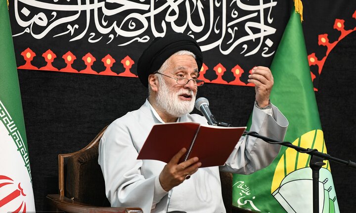 گزارش تصویری/ مراسم عزاداری دهه اول صفر در حرم حضرت عبدالعظیم(ع)