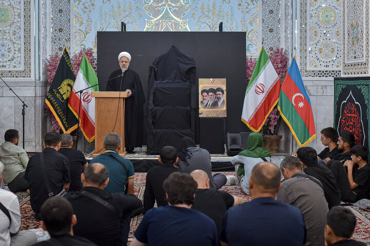 Foto / Azerbaycanlı Ziyaretçilerin İmam Rıza'nın (a.s) Türbesi’ni Ziyaretinden Kareler