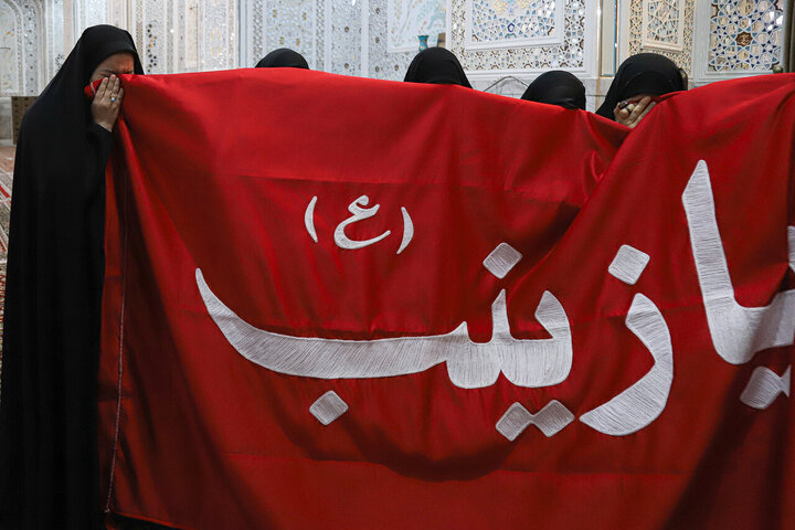 Foto / İmam Rıza’nın Mukaddes Türbesi’nde Arapça Konuşan Kadınların Matem Merasiminden Kareler