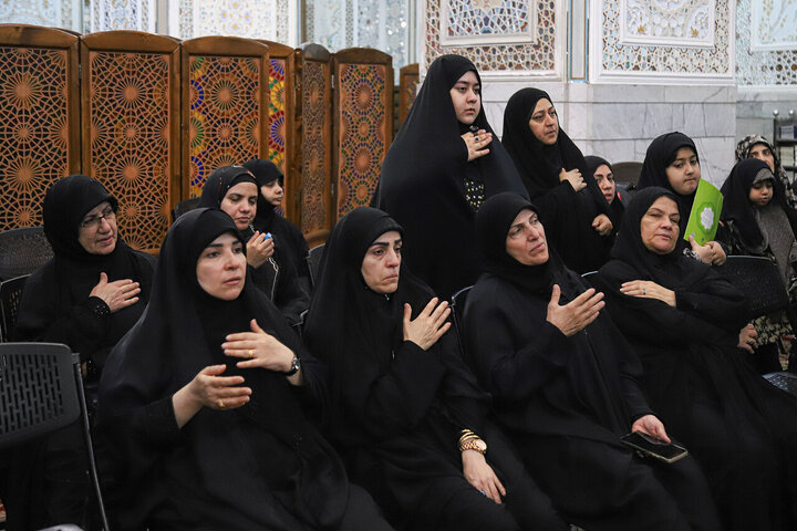 Foto / İmam Rıza’nın Mukaddes Türbesi’nde Arapça Konuşan Kadınların Matem Merasiminden Kareler
