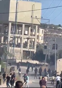 Video| Engkwentro sa Pagitan ng mga Teroristang Zionist Settler at mga Palestinian sa Nablus