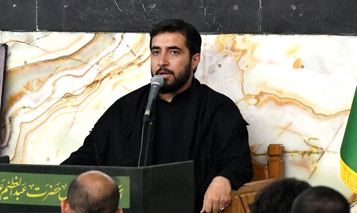 گزارش تصویری/ مراسم غبارروبی حرم حضرت عبدالعظیم حسنی(ع)