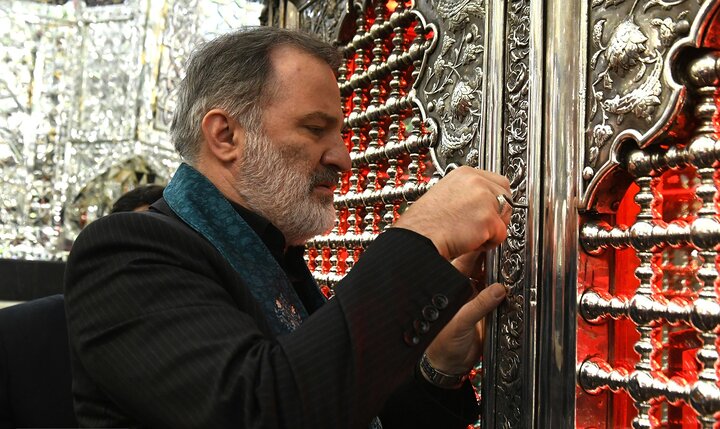 گزارش تصویری/ مراسم غبارروبی حرم حضرت عبدالعظیم حسنی(ع)