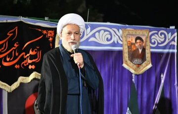 مطالبه‌گری باید بر مدار تقوا و تبعیت از رهبری باشد