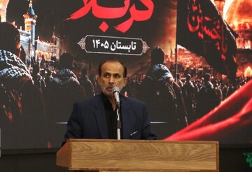 خدمت به زائران اربعین باید در شأن نام اهل‌بیت(ع) باشد