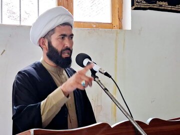 امام جمعه بامیان خواستار بازگشایی تمدن و خاتم‌النبین(ص) شد + ویدیو