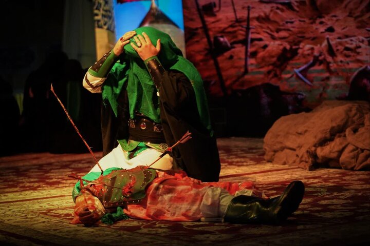 گزارش تصویری/ روضه نمایش واقعه عاشورا در امامزاده صالح(ع)