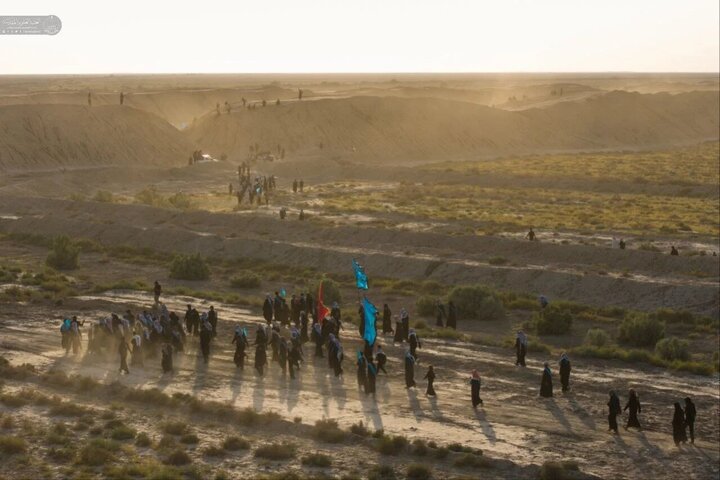 Informe fotográfico | Peregrinos de Arbaín atraviesan el desierto rumbo a Karbalá