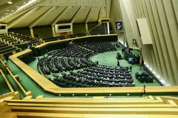 Muling Pagbubukas ng Parliyamento Matapos ang 5 Buwan; Naaayon ba ang Agenda sa mga Kondisyon ng Digmaan?
Mga Kritiko: Ang Pokus ng Parliyamento ay Da