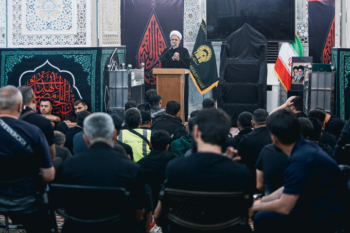 Photos: Pilgrims from Azerbaijan and Uzbekistan Visits Imam Reza Shrine