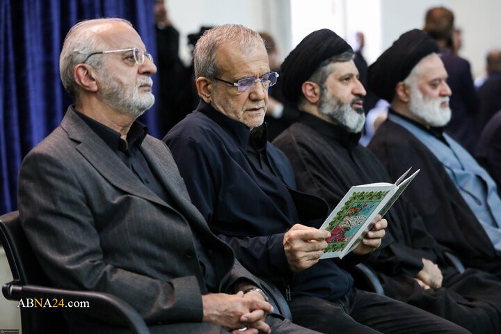مراسم بزرگداشت رهبر شهید انقلاب در مصلی تهران