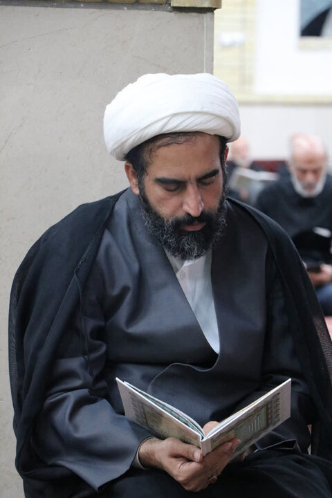 گزارش تصویری/ مراسم بزرگداشت رهبر شهید در مسجد جامع ازگل
