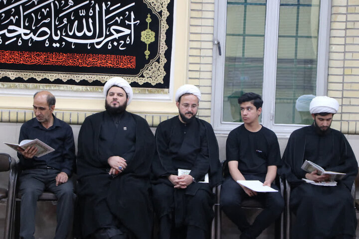 گزارش تصویری/ مراسم بزرگداشت رهبر شهید در مسجد جامع ازگل
