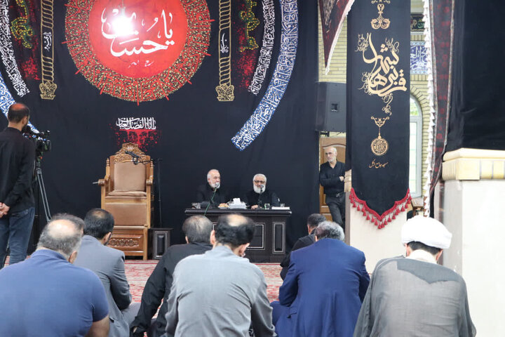 گزارش تصویری/ مراسم بزرگداشت رهبر شهید در مسجد جامع ازگل