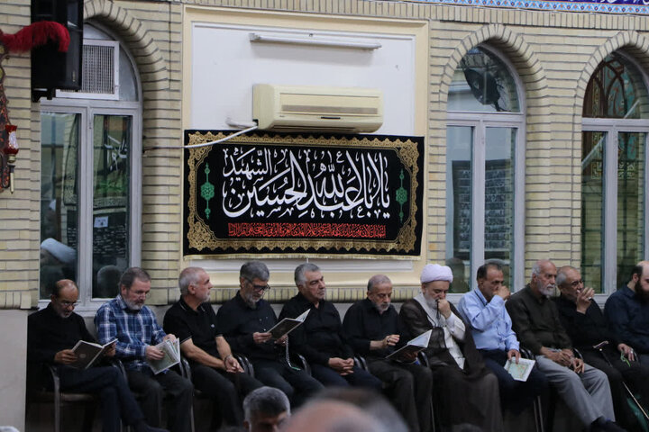 گزارش تصویری/ مراسم بزرگداشت رهبر شهید در مسجد جامع ازگل