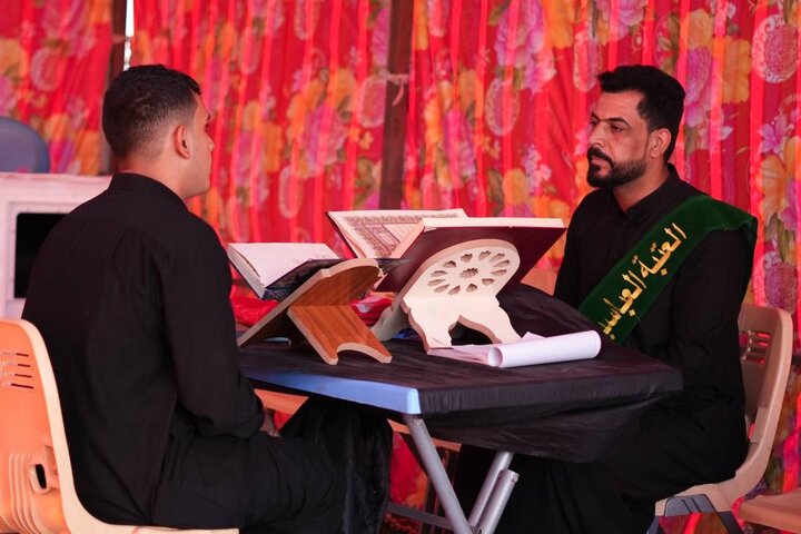 تقرير مصور/ تقديم خدمات قرآنية ومعرفية لزائري الأربعين في محافظة المثنى