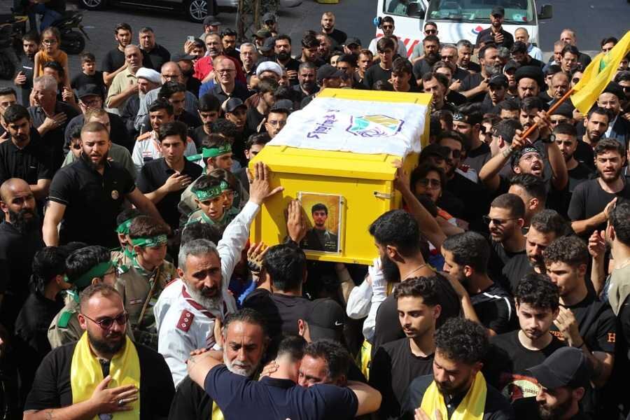پیکر شهید حسن احمد دایخ در ضاحیه جنوبی بیروت تشییع شد
