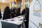 تقرير مصور/ تقديم خدمات ثقافية نسوية لزائرات الأربعين
