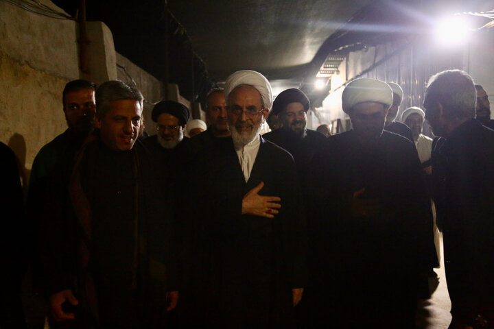 Photos: Ayatollah Arafi Visits Mawkib of Hazrat Masoumeh Holy Shrine on Arbaeen Pedestrian Route