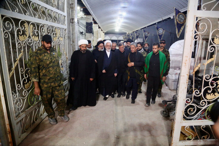 Photos: Ayatollah Arafi Visits Mawkib of Hazrat Masoumeh Holy Shrine on Arbaeen Pedestrian Route