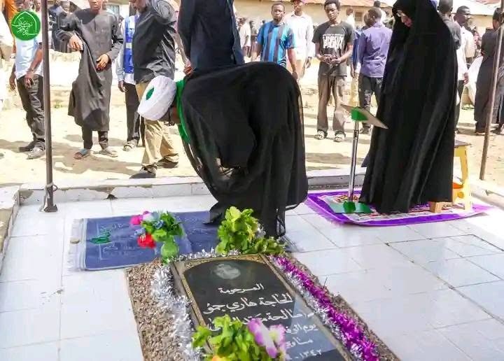 تقرير مصور/ الشيخ الزاكزاكي يقوم بزيارة تفقدية لمنازل الناس في مدينة زازو النيجيرية