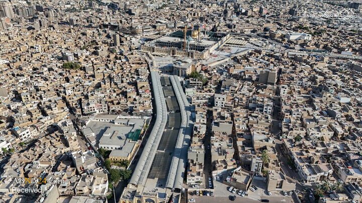 گسترش سایه‌بان‌های حرم کاظمین برای استقبال از میلیون‌ها زائر اربعین