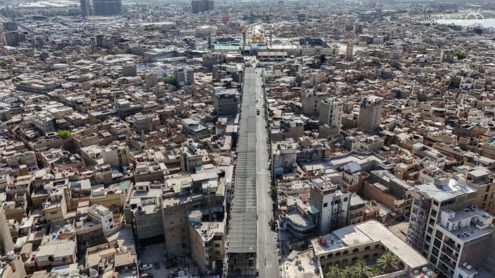Informe fotográfico | El Santuario de Al-Kazimíya amplía las zonas de sombra para recibir a millones de peregrinos durante Arbaín