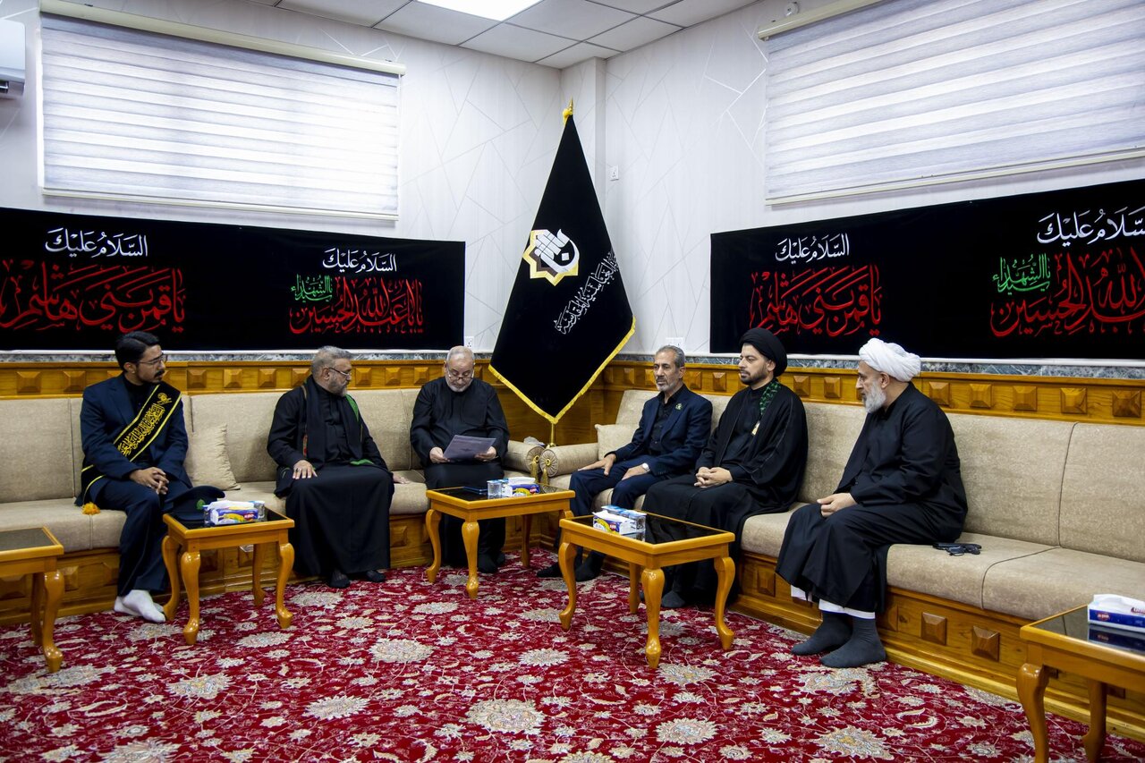 العتبة العباسية تستقبل وفدًا من مرقد السيدة المعصومة (ع)